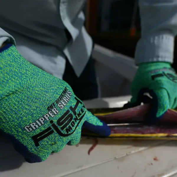 Gripper Cut-Resistant Fish Filleting Glove