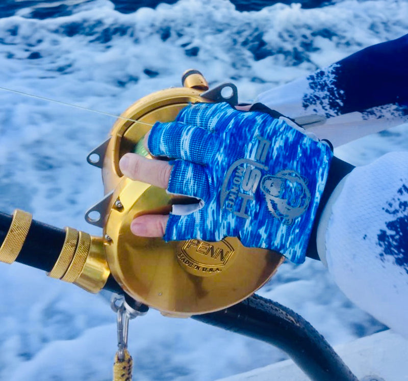 The Crusher Fishing Glove
