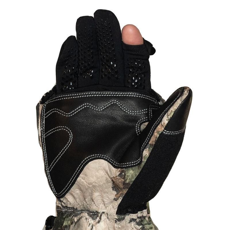 “YETI HUNT mitten in Mossy Oak Terra Gila camo with Sherpa fleece lining”